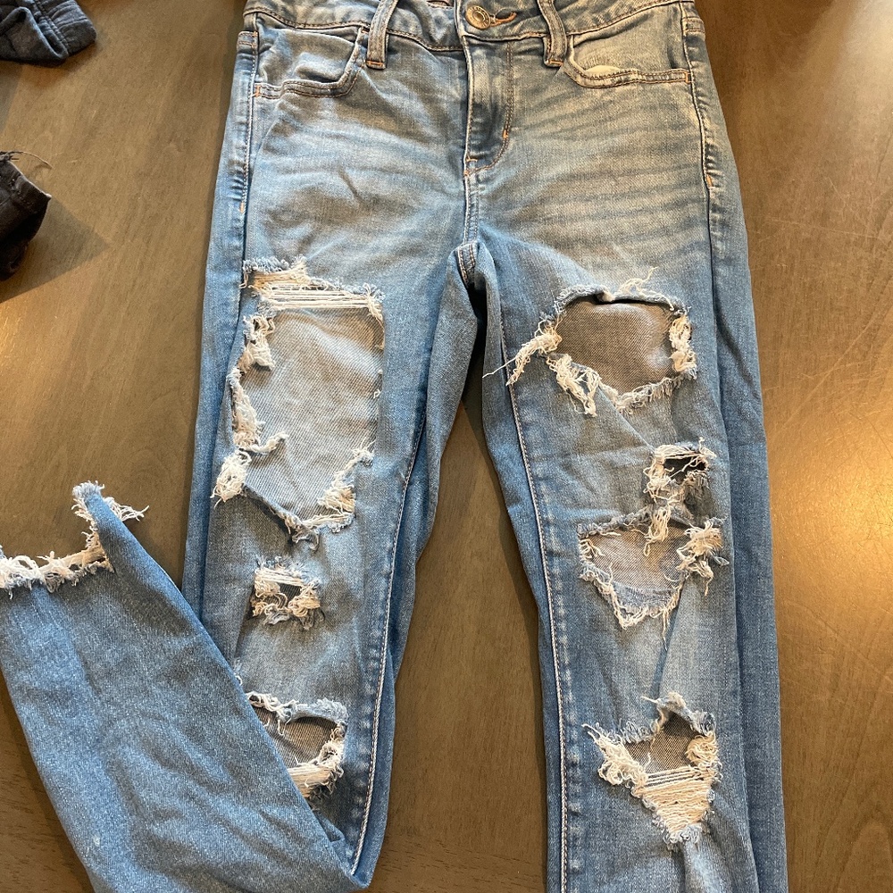 American eagle ripped jeggings
